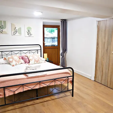 La Casina De Aballe بيت للعطل